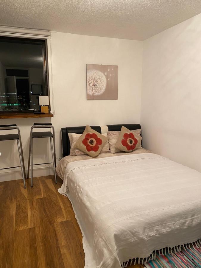 Room In Central London Overview Thames מראה חיצוני תמונה